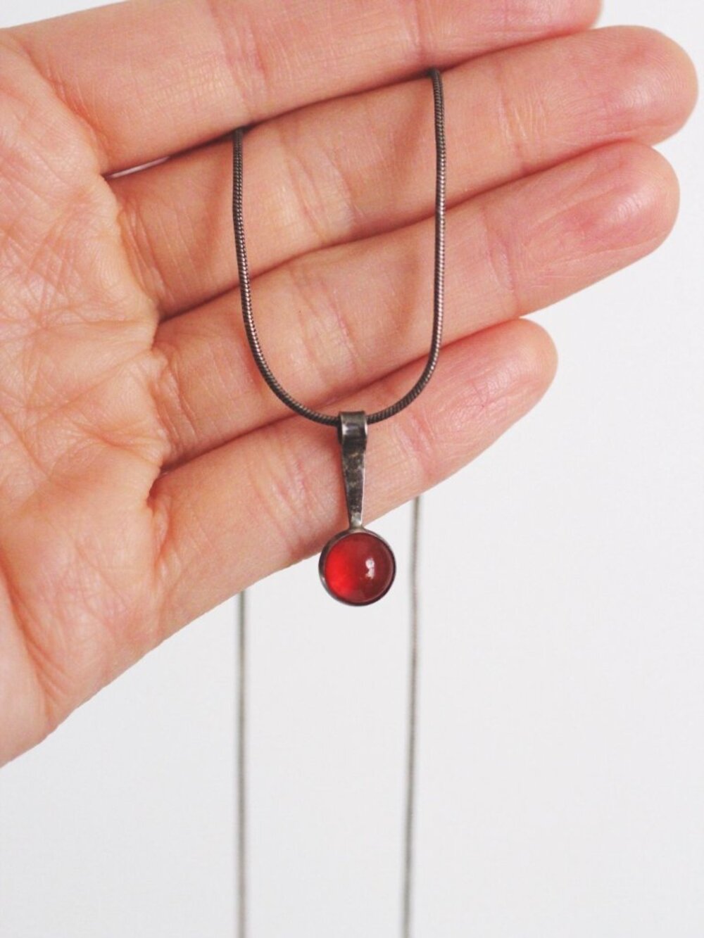 Vintage Sterling Silver Red Carnelian Glass Pendant Necklace Modernist Minimalis
